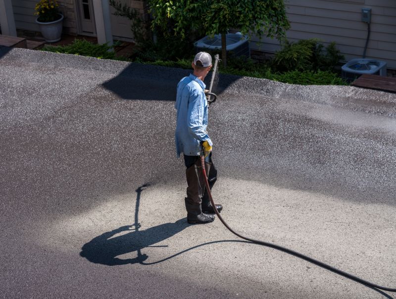 Sealcoating Application